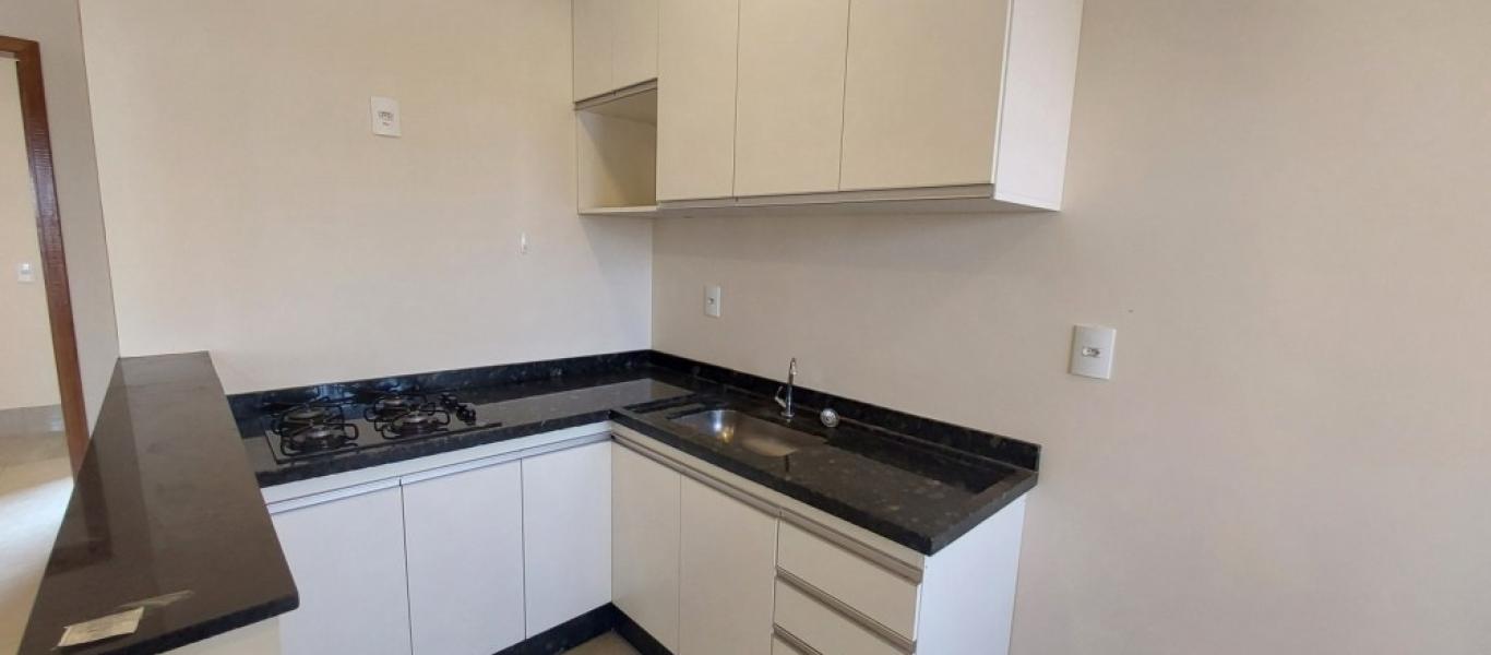 APARTAMENTO NA Centro em Assis