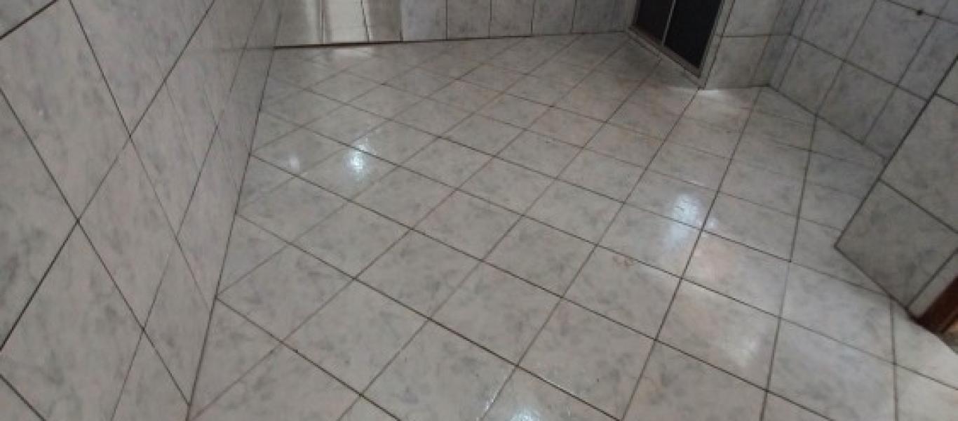 CASA NA Vila Tênis Clube  em Assis