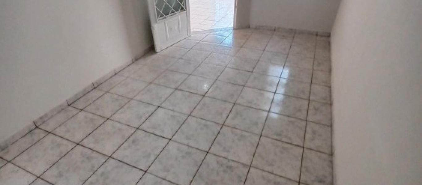 CASA NA Vila Tênis Clube  em Assis