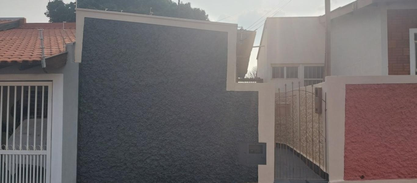 CASA NA Vila Tênis Clube em Assis
