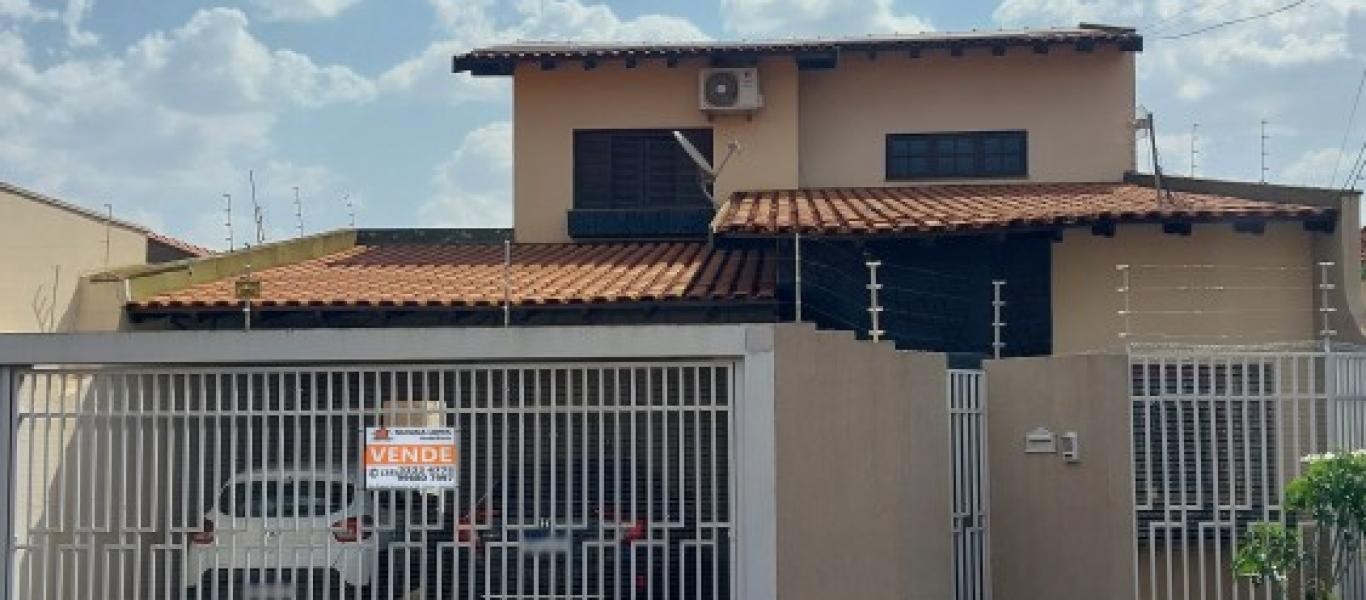 CASA NA VILA TÊNIS CLUBE em Assis