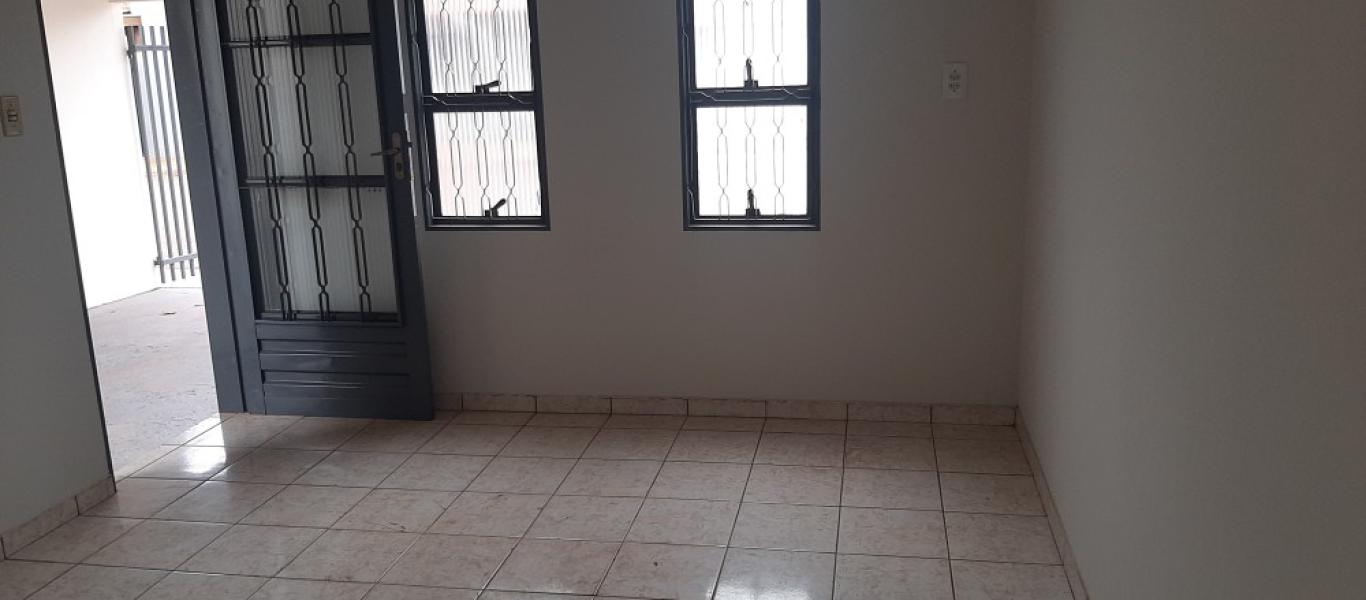 CASA em Cândido Mota