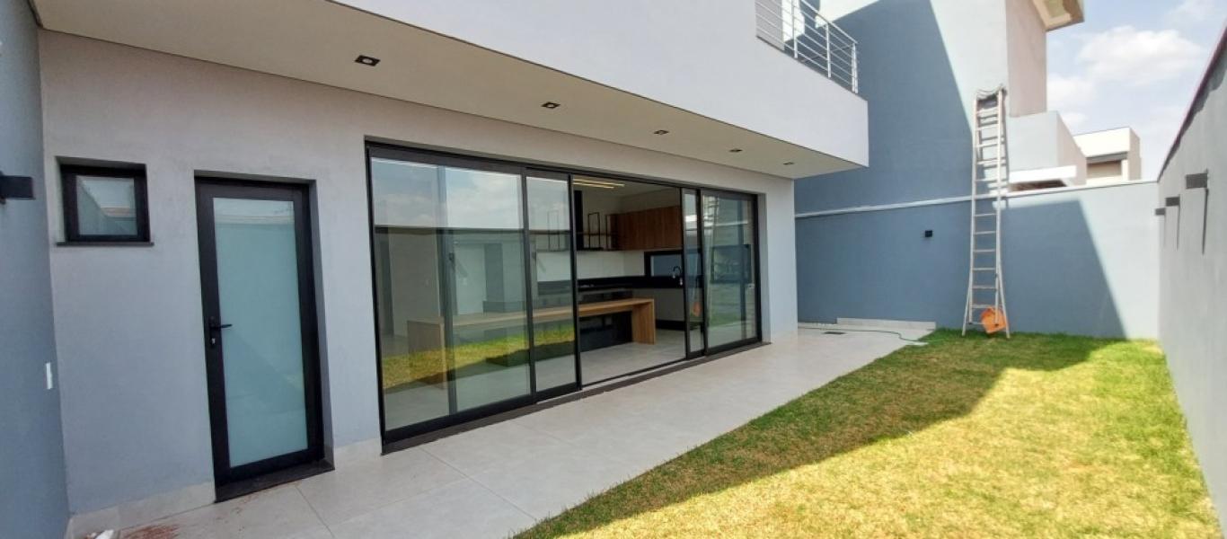 CASA NO RESIDENCIAL VILLAGE DAMHA em Assis