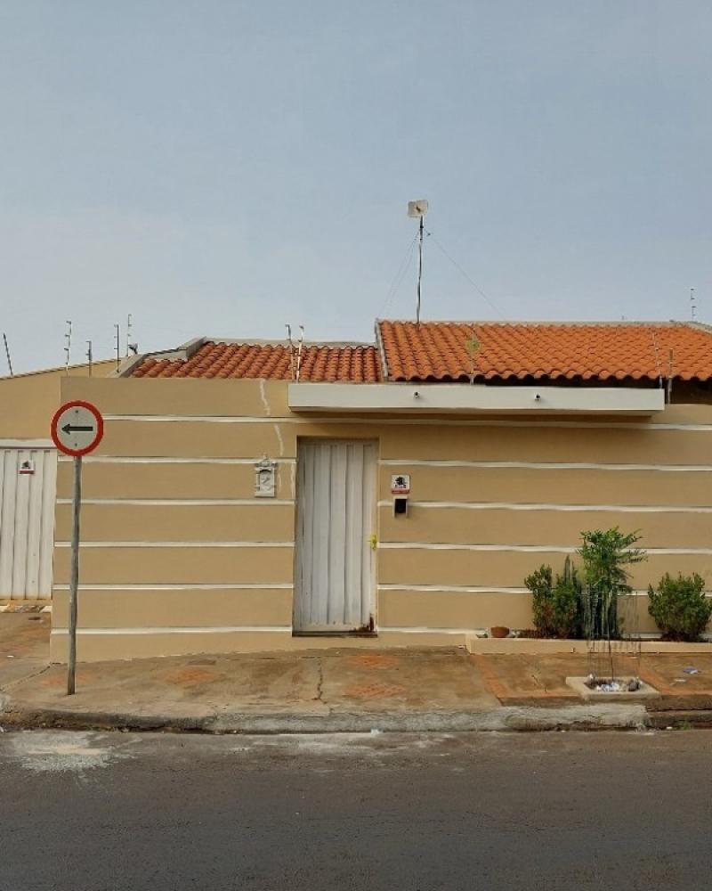 CASA NA COHAB DA RODOVIARIA em Assis
