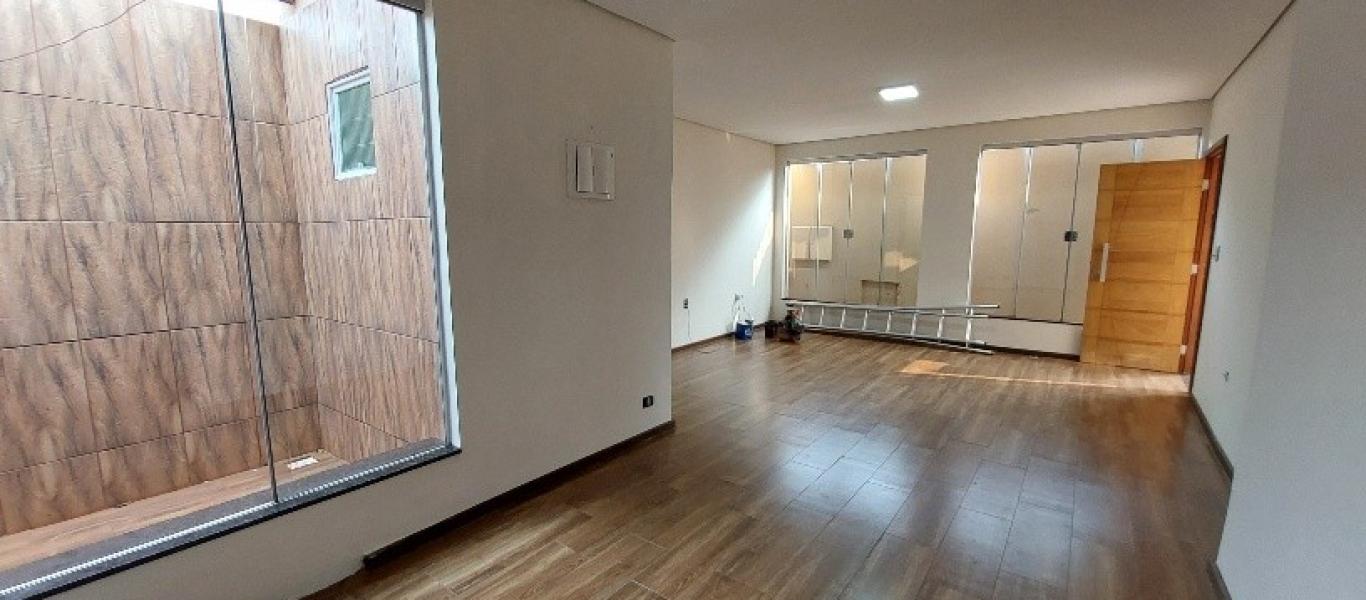 CASA NA COHAB DA RODOVIARIA em Assis