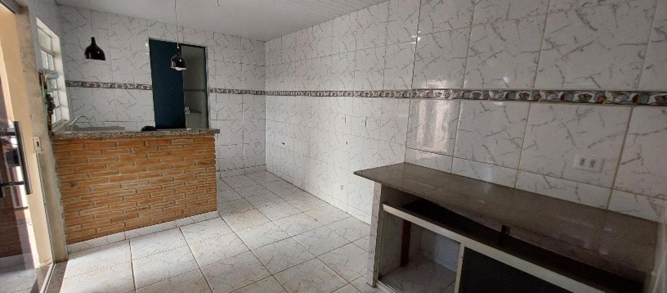 CASA NA COHAB DA RODOVIARIA em Assis