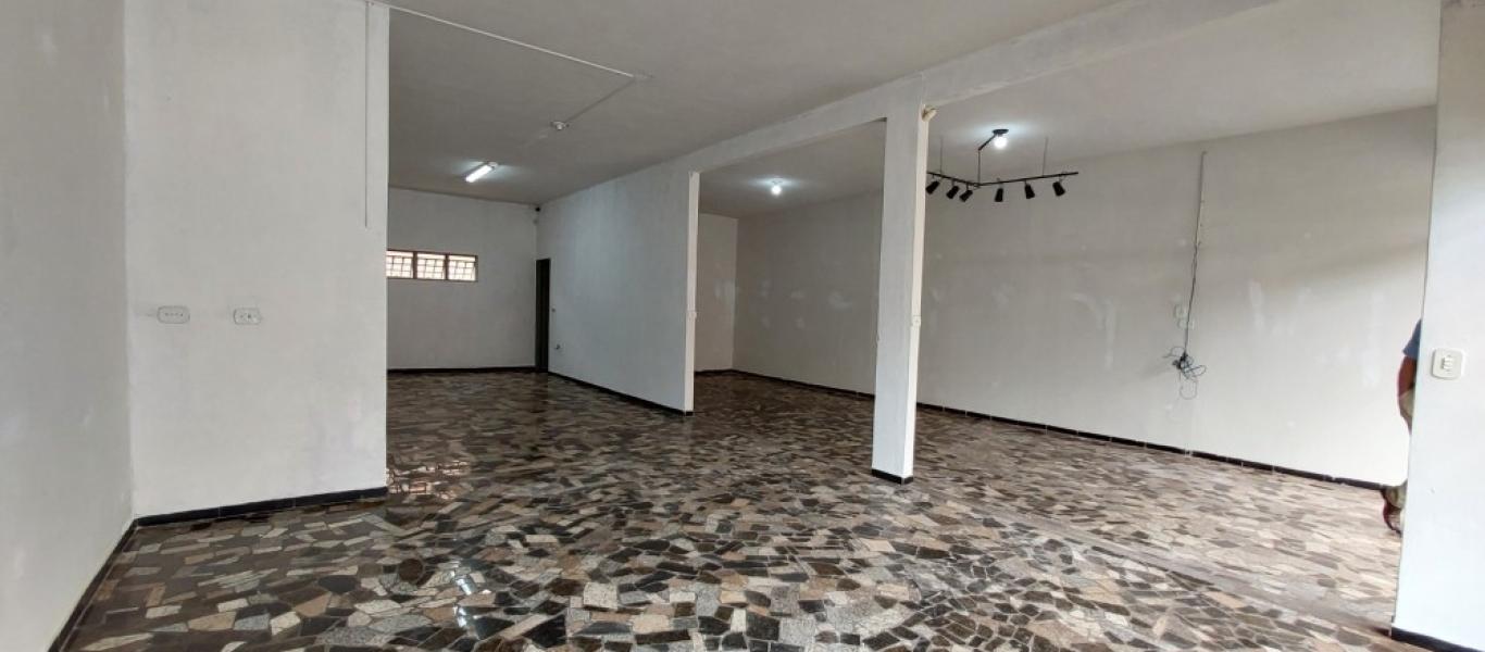 SALA COMERCIAL NA VILA XAVIER em Assis