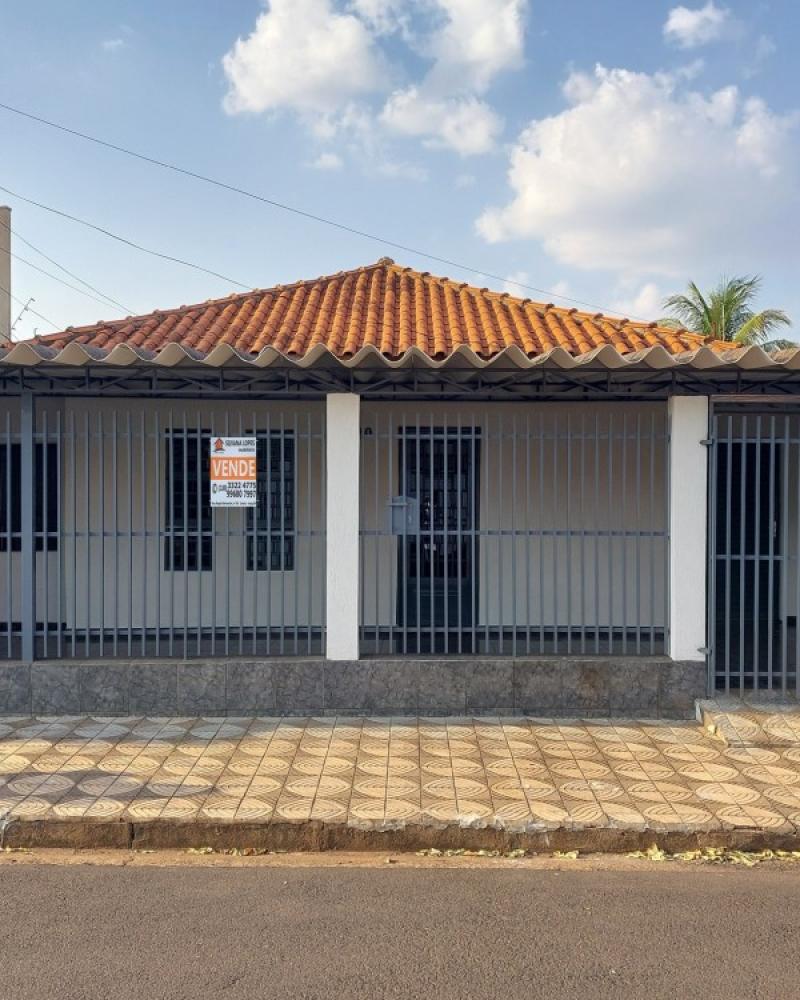 CASA NA Vila Rodrigues em Assis