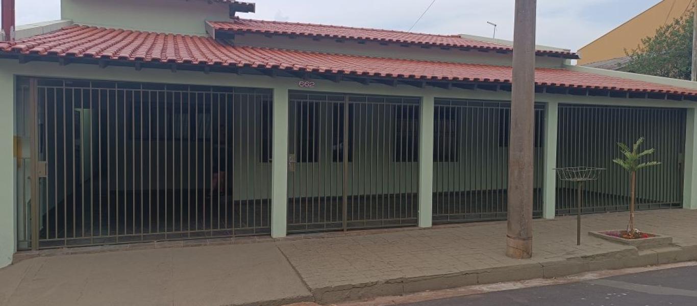 CASA NA Centro em Assis