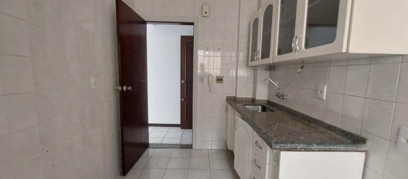 APARTAMENTO NA Centro em Assis