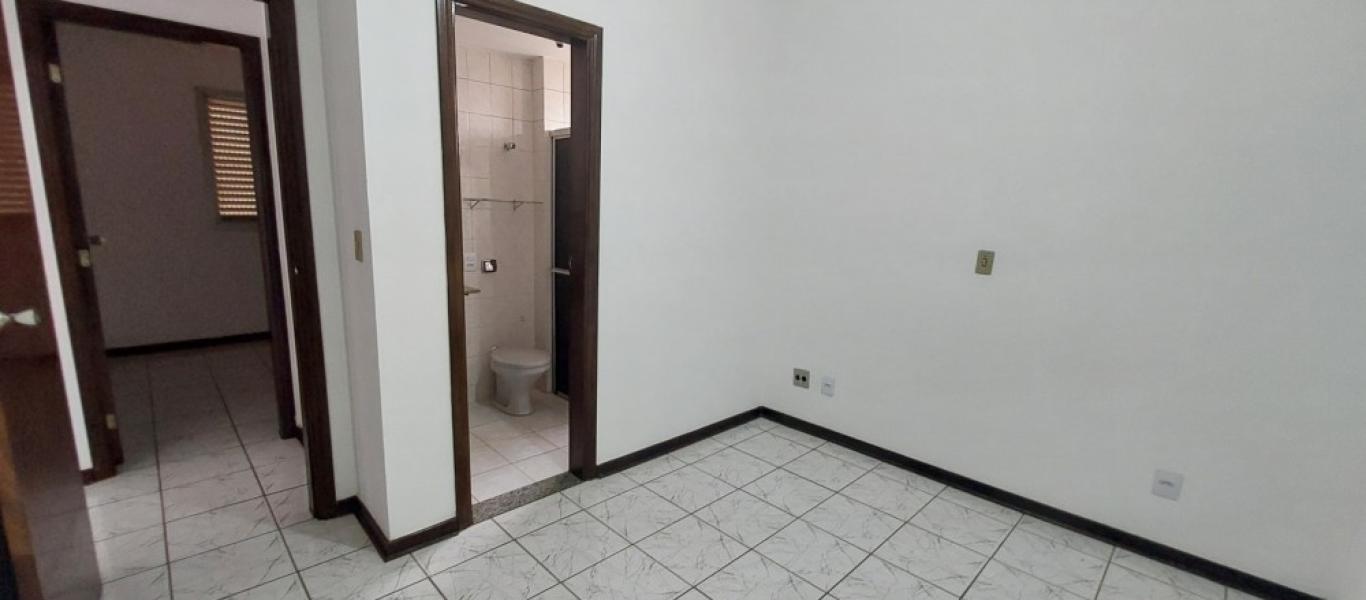 APARTAMENTO NA Centro em Assis