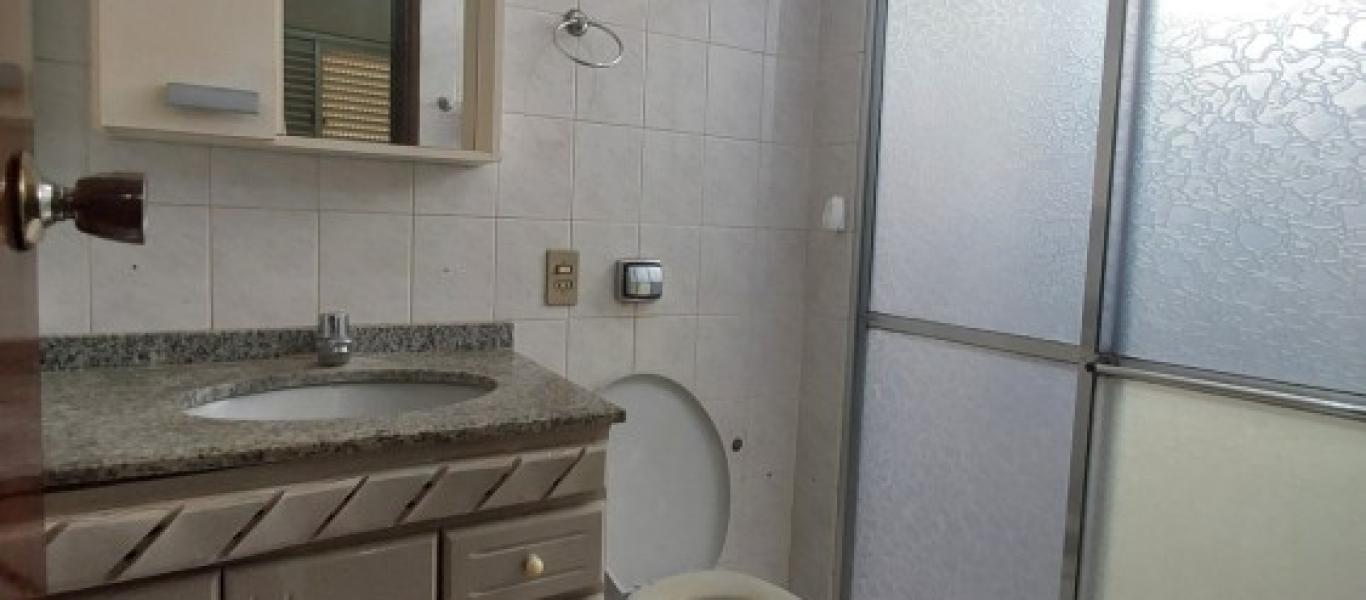 APARTAMENTO NA Centro em Assis