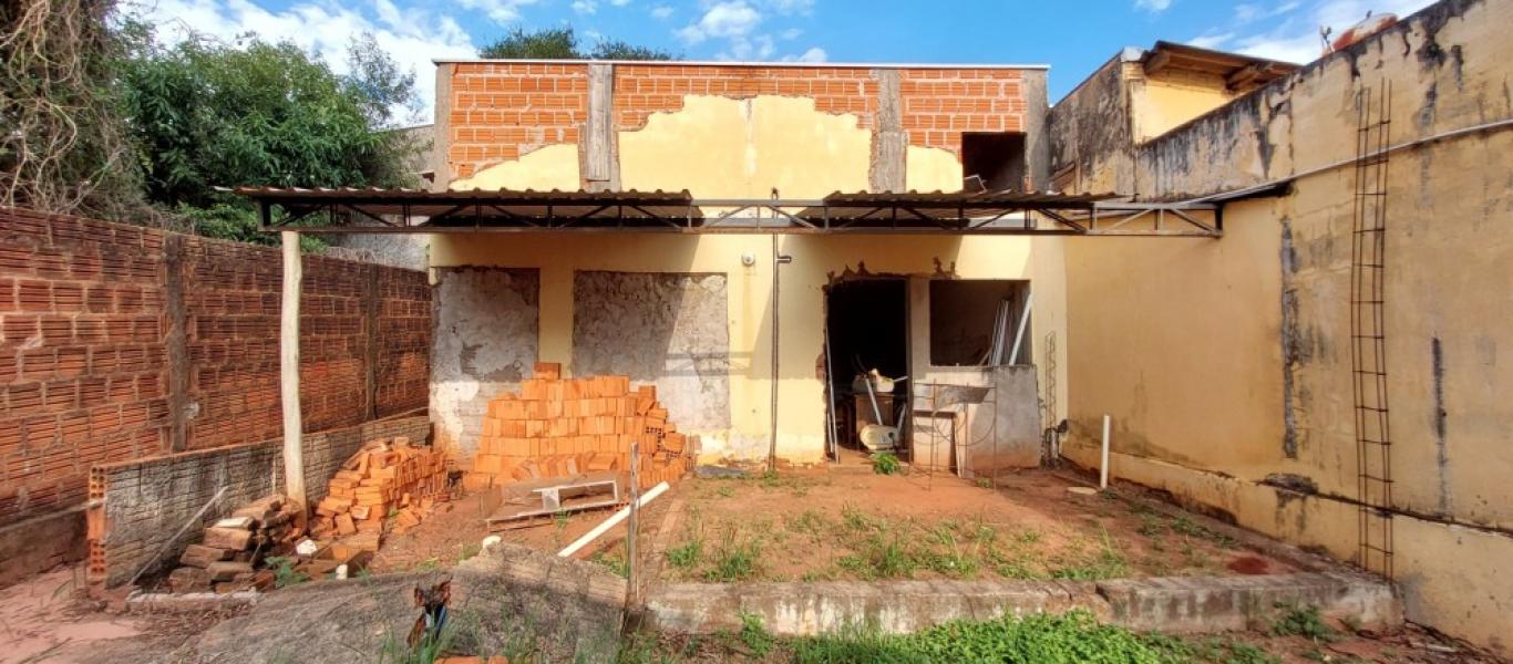 CASA NA Vila Ouro Verde em Assis