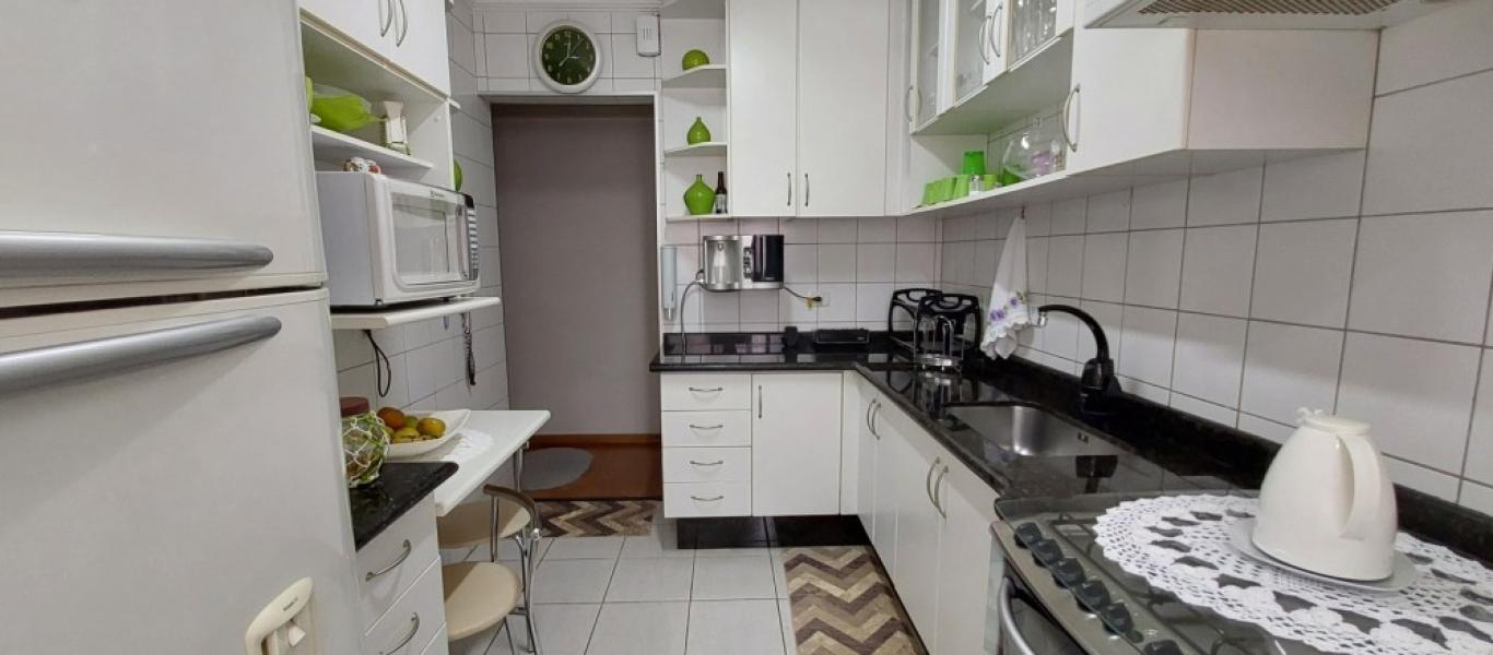 APARTAMENTO NO RESIDENCIAL PARQUE PINHEIROS em Assis