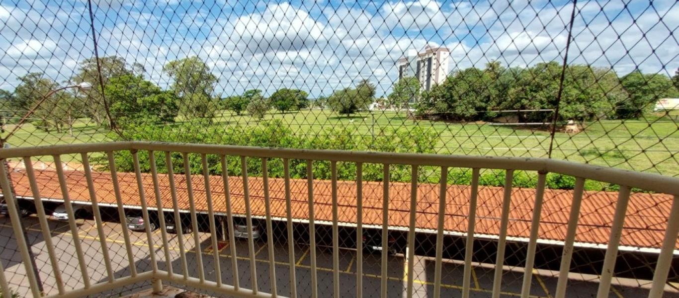 APARTAMENTO NO RESIDENCIAL PARQUE PINHEIROS em Assis