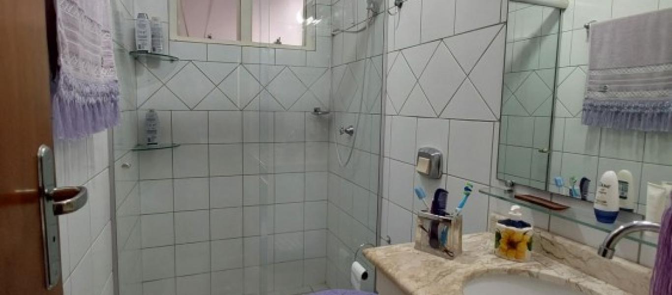 APARTAMENTO NO RESIDENCIAL PARQUE PINHEIROS em Assis