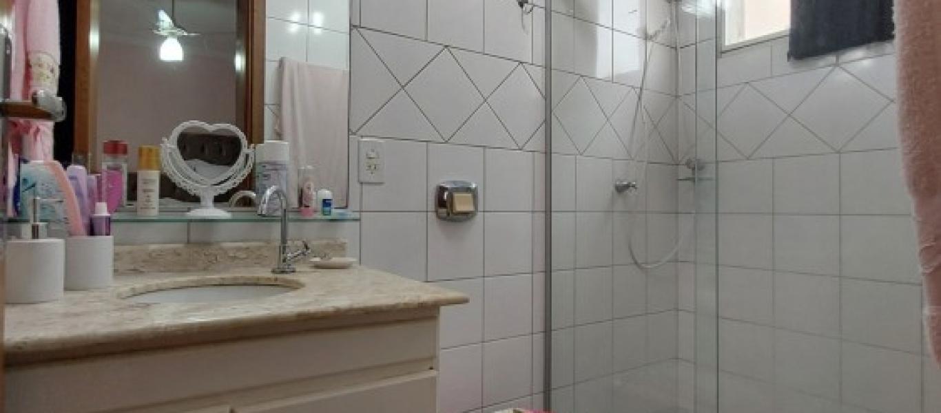 APARTAMENTO NO RESIDENCIAL PARQUE PINHEIROS em Assis