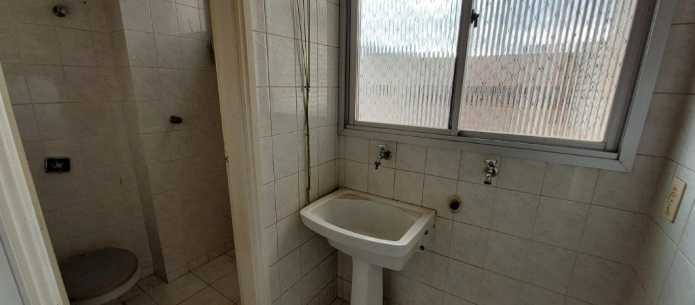 APARTAMENTO NA Centro em Assis