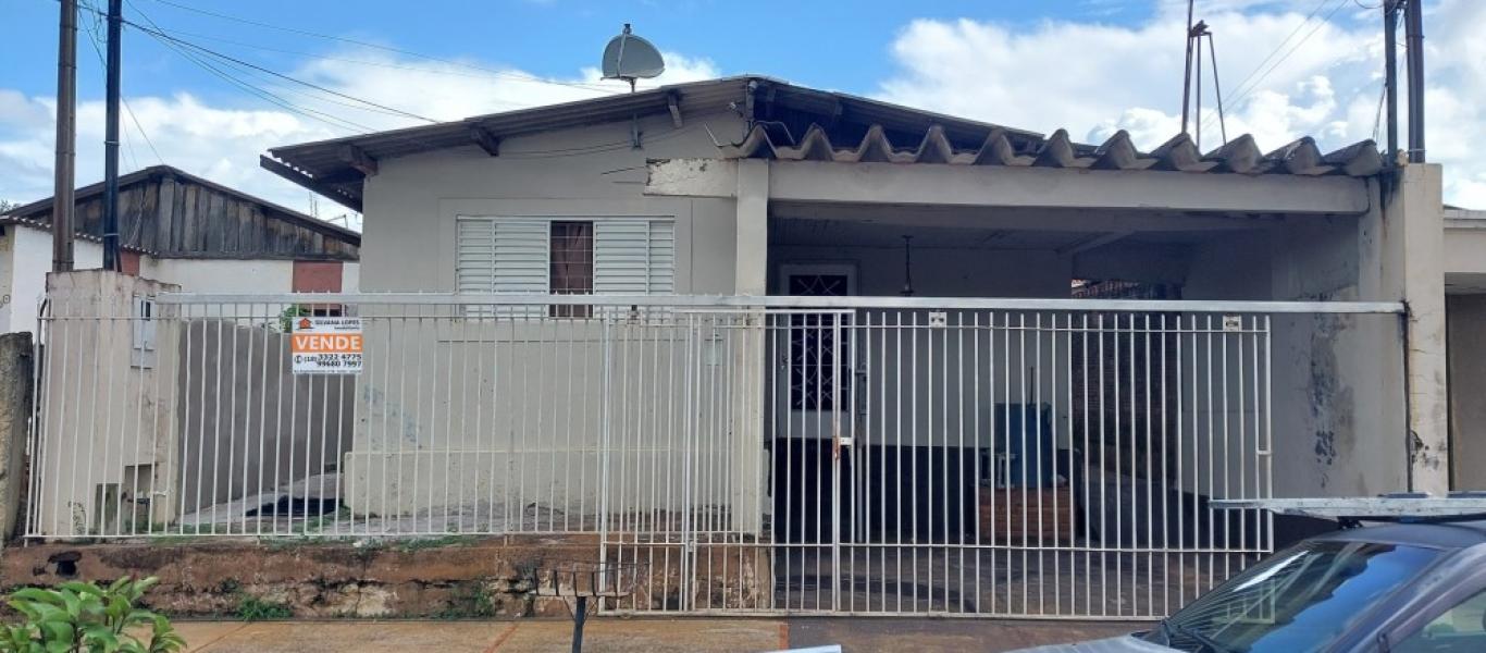 CASA NA Vila Cambuí em Assis