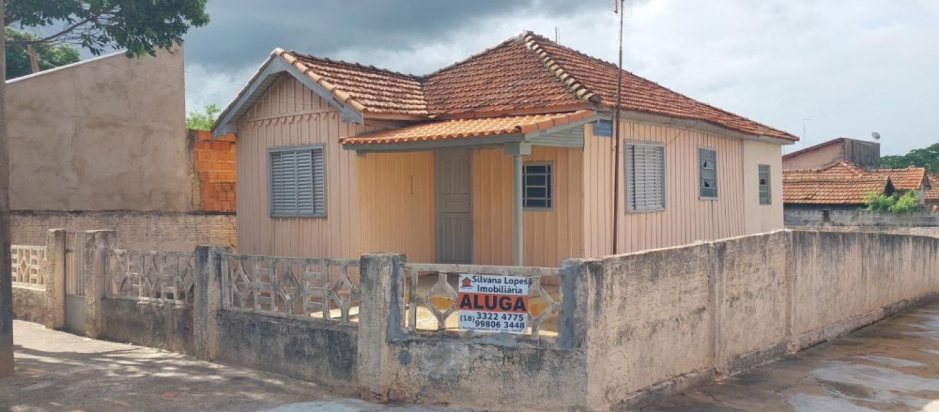 CASA NA Vila Operária em Assis