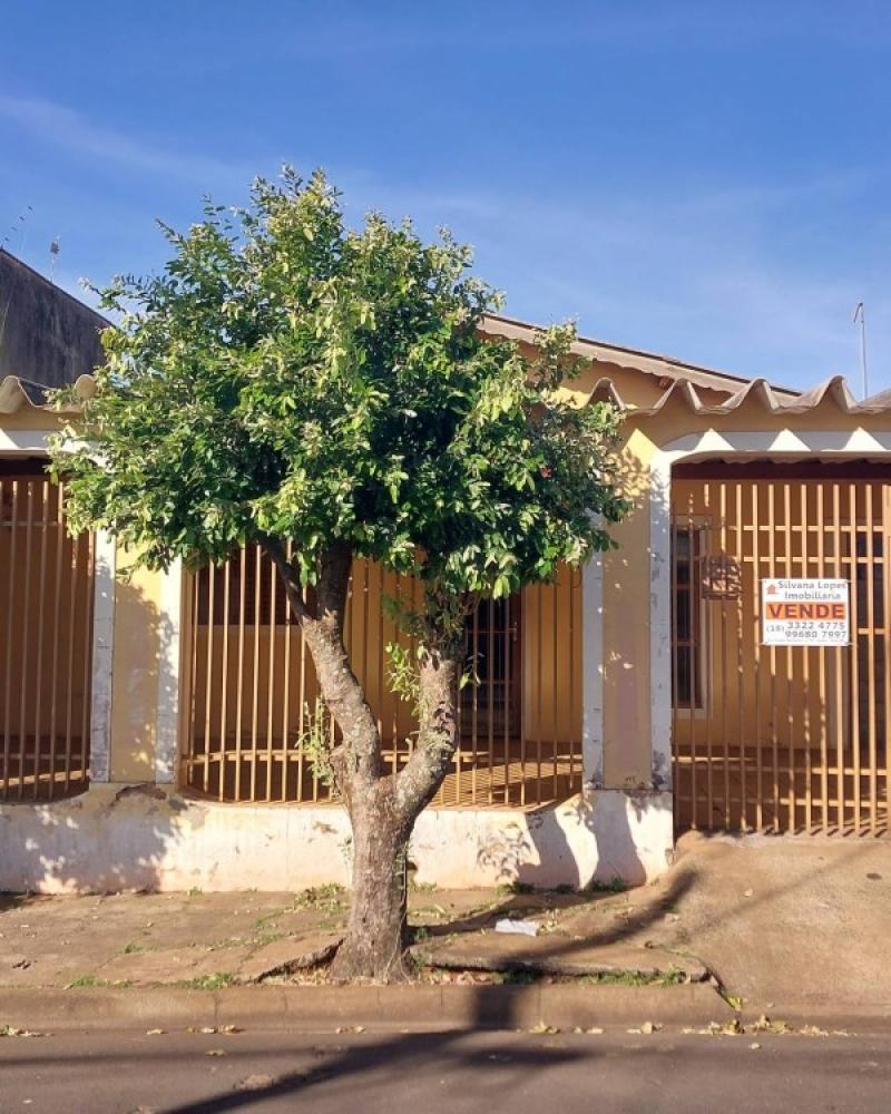 CASA NA VILA RODRIGUES em Assis