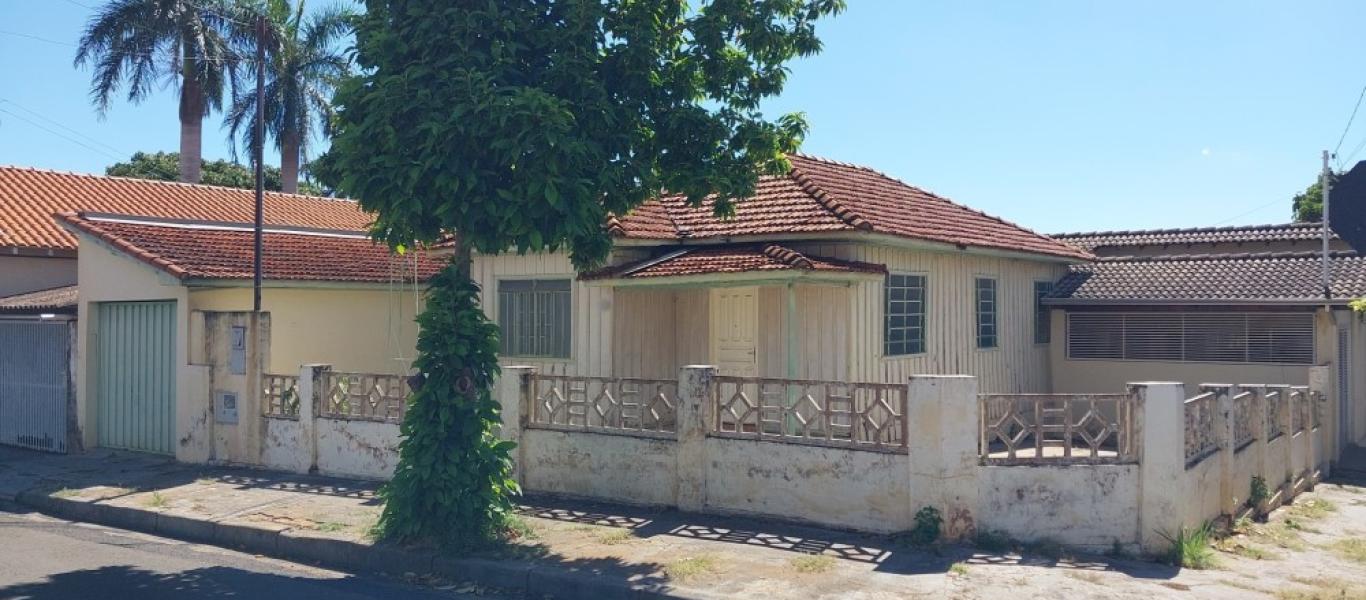 CASA NA Centro em Assis