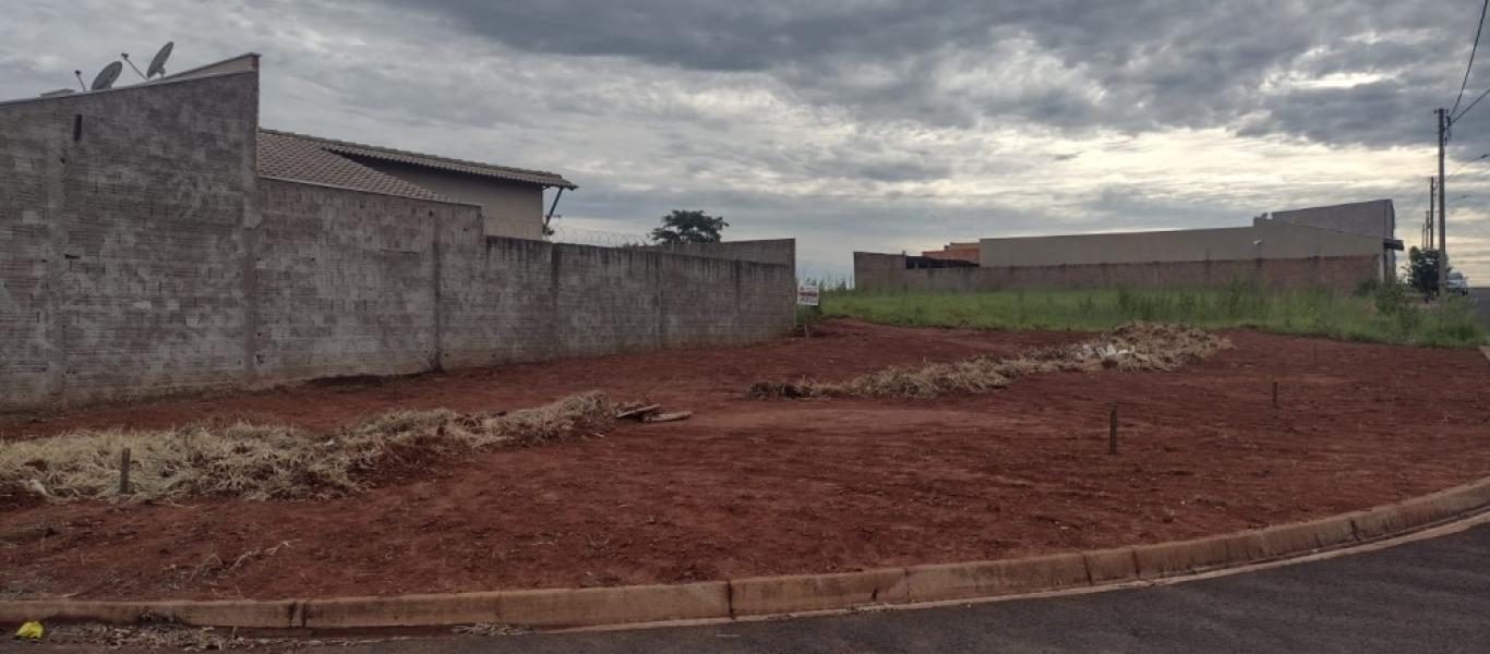 TERRENO NO RESIDENCIAL SOL NASCENTE em Assis