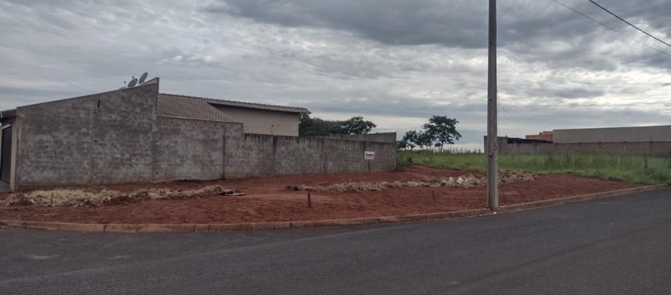 TERRENO NO RESIDENCIAL SOL NASCENTE em Assis