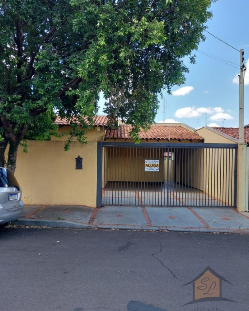 CASA NA Vila Santa Rita em Assis