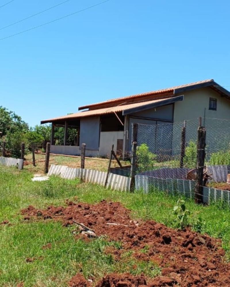 CHÁCARA NA ÁGUA DA PIRAPITINGA em ASSIS