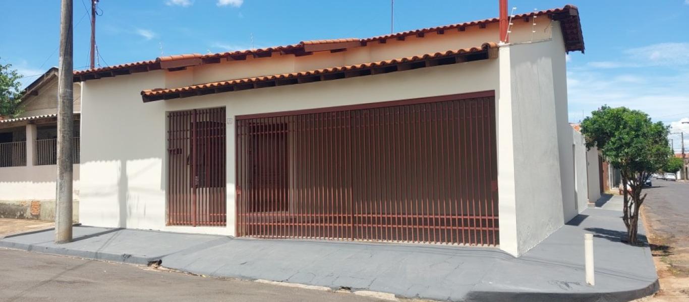 CASA NA Vila Boa Vista em Assis