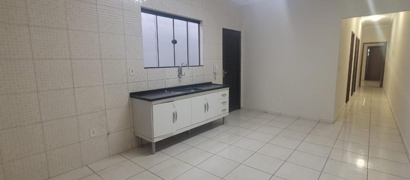 CASA NA Vila Santa Cecília em Assis