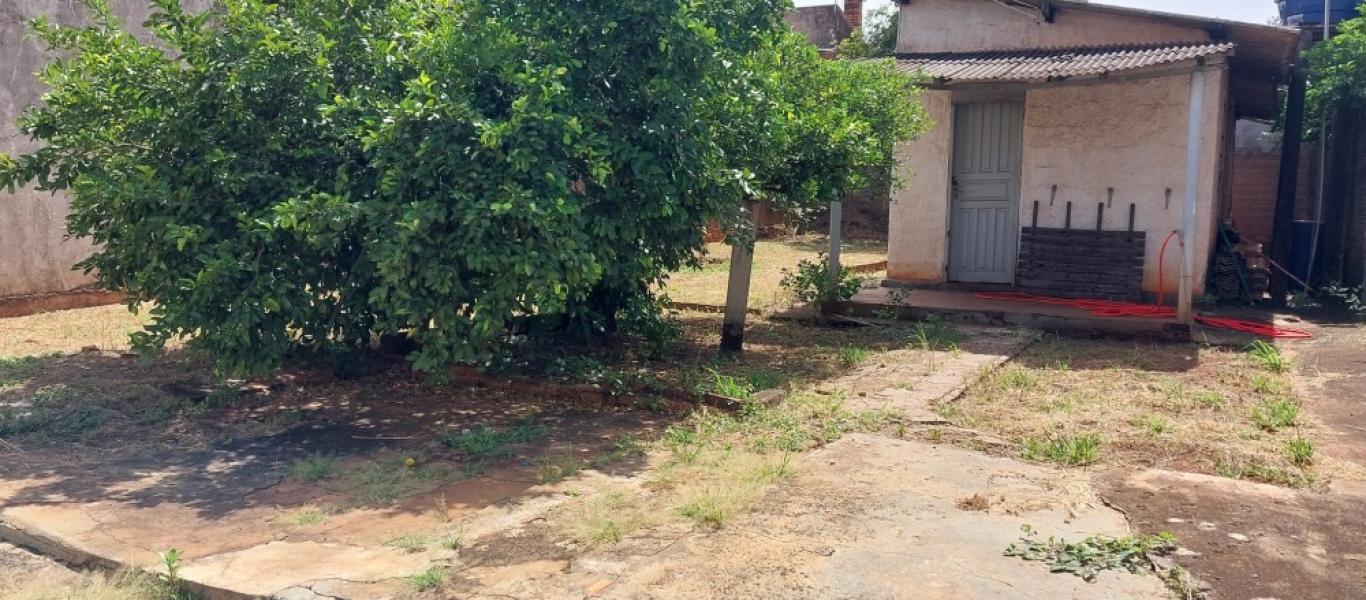 CASA NA Vila Santa Cecília em Assis