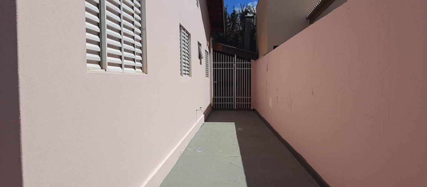 CASA NA Vila Rodrigues em Assis