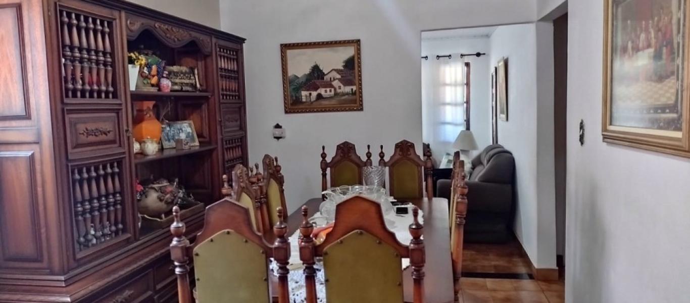 CASA NA VILA OPERARIA em Assis