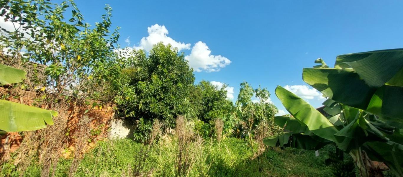 CASA NA Vila Tênis Clube em Assis