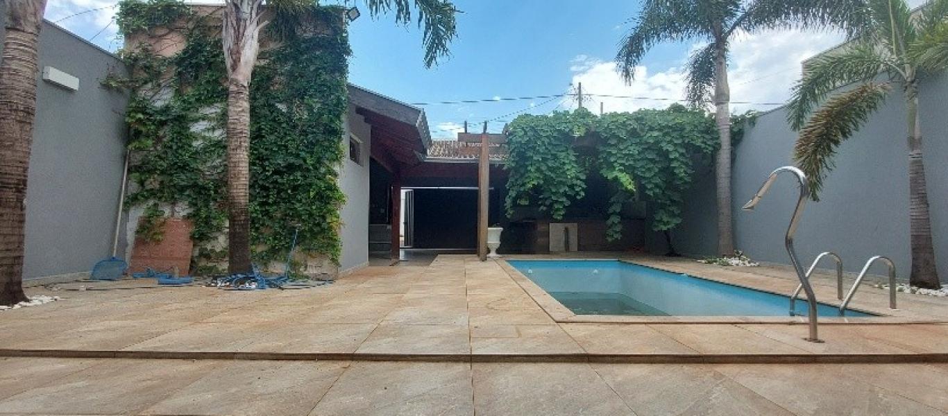 CASA NO RESIDENCIAL AQUARIUS em Assis