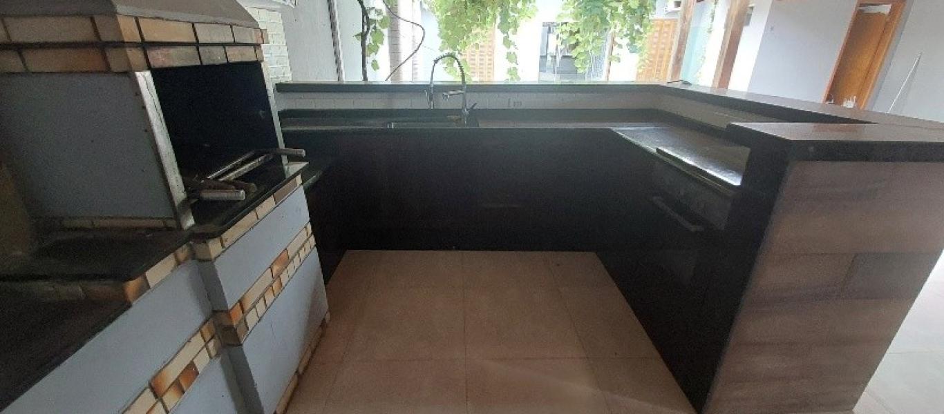 CASA NO RESIDENCIAL AQUARIUS em Assis
