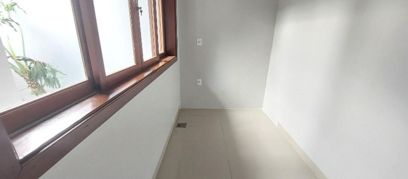 CASA NO RESIDENCIAL AQUARIUS em Assis