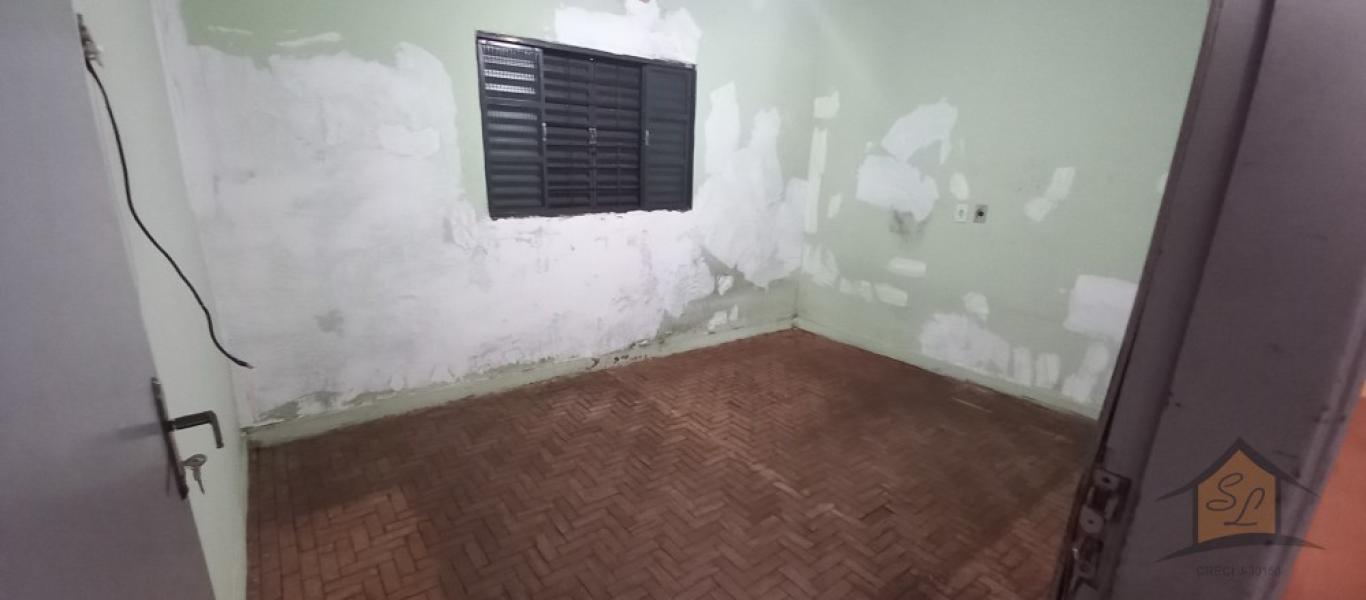 CASA NA Vila Adileta em Assis