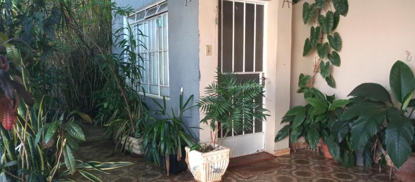 CASA NA Vila Glória em Assis