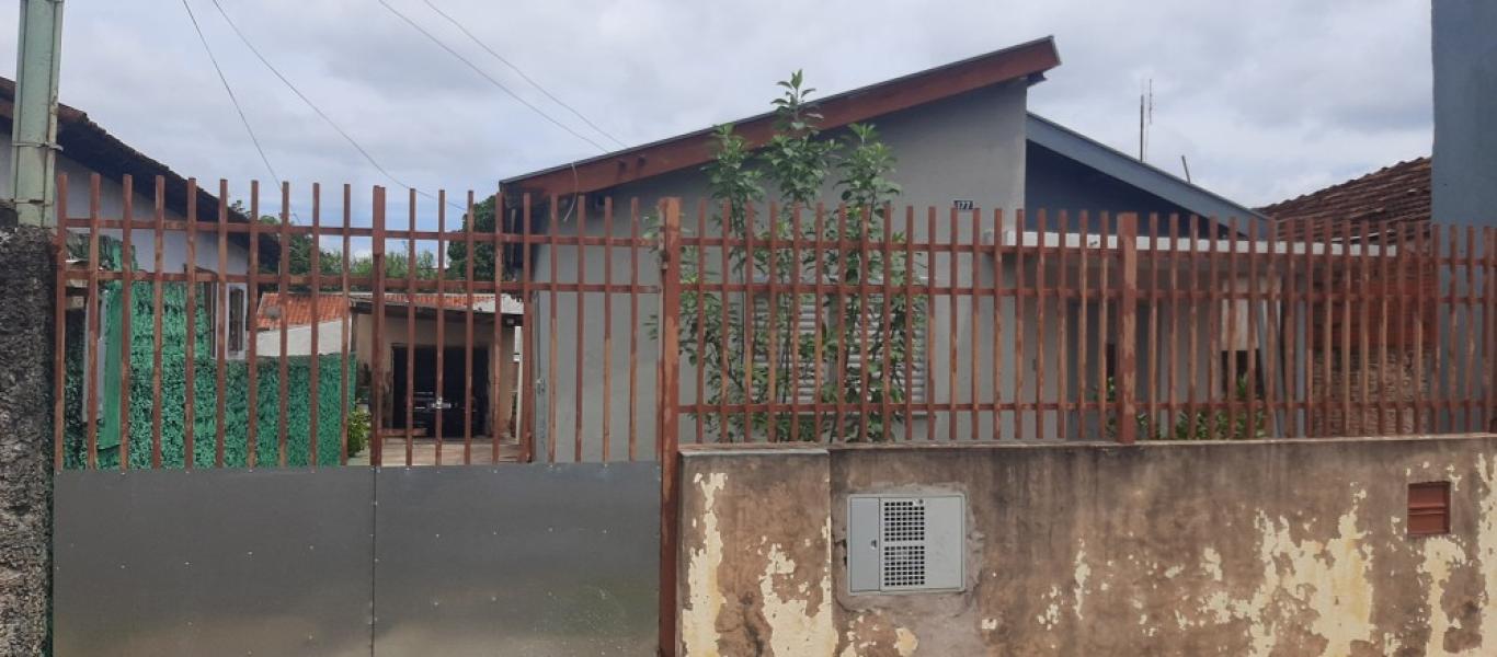 CASA NA Vila Souza em Assis