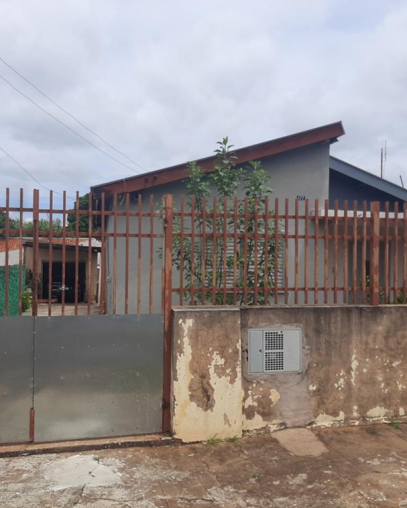 CASA NA Vila Souza em Assis