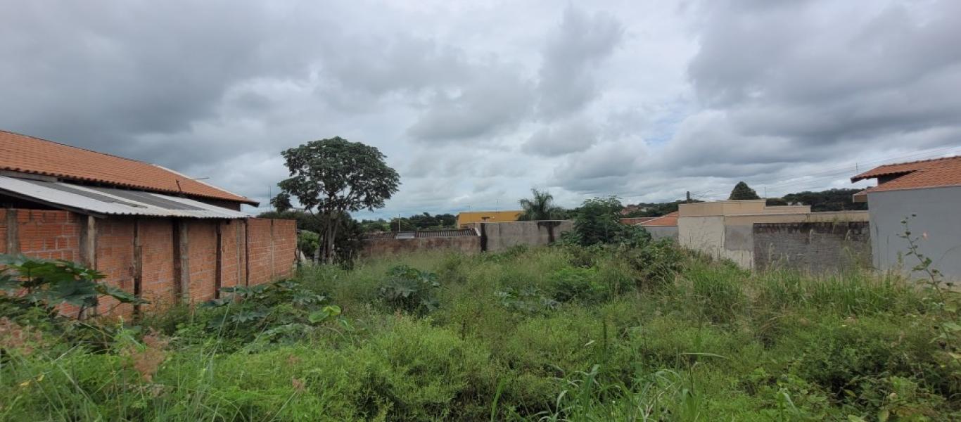 TERRENO NA VILA SILVESTRE em Assis