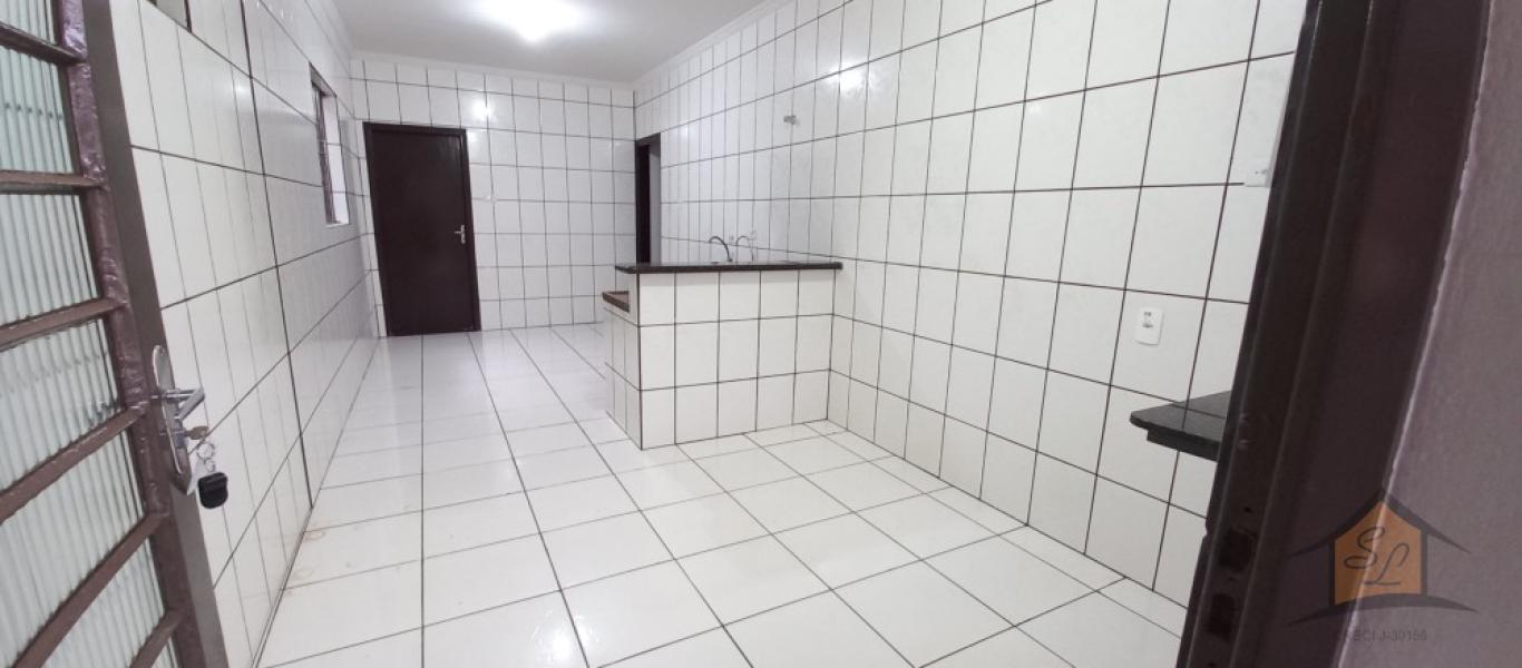 CASA NA Vila Central em Assis