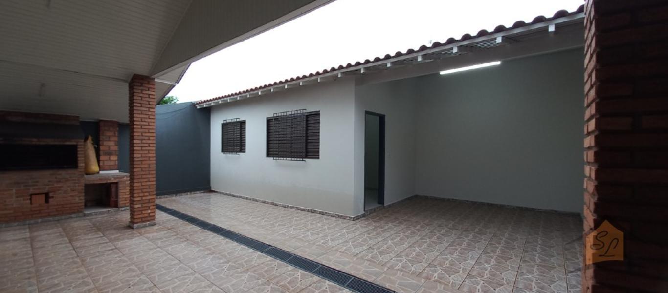 CASA NA Vila Central em Assis