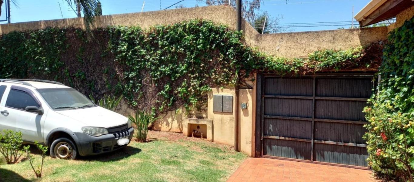 CASA NA Vila Santa Cecília em Assis