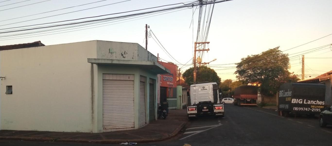 PONTO COMERCIAL NA Vila Operária em Assis