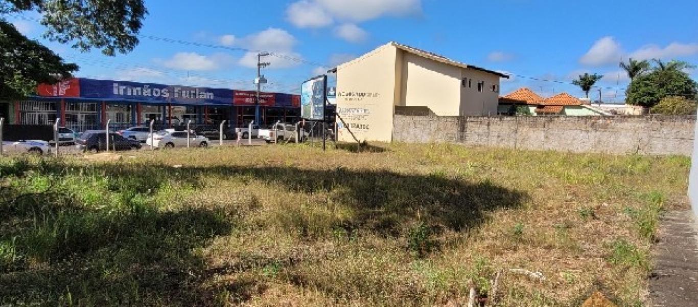 TERRENO na Vila Palhares em Assis