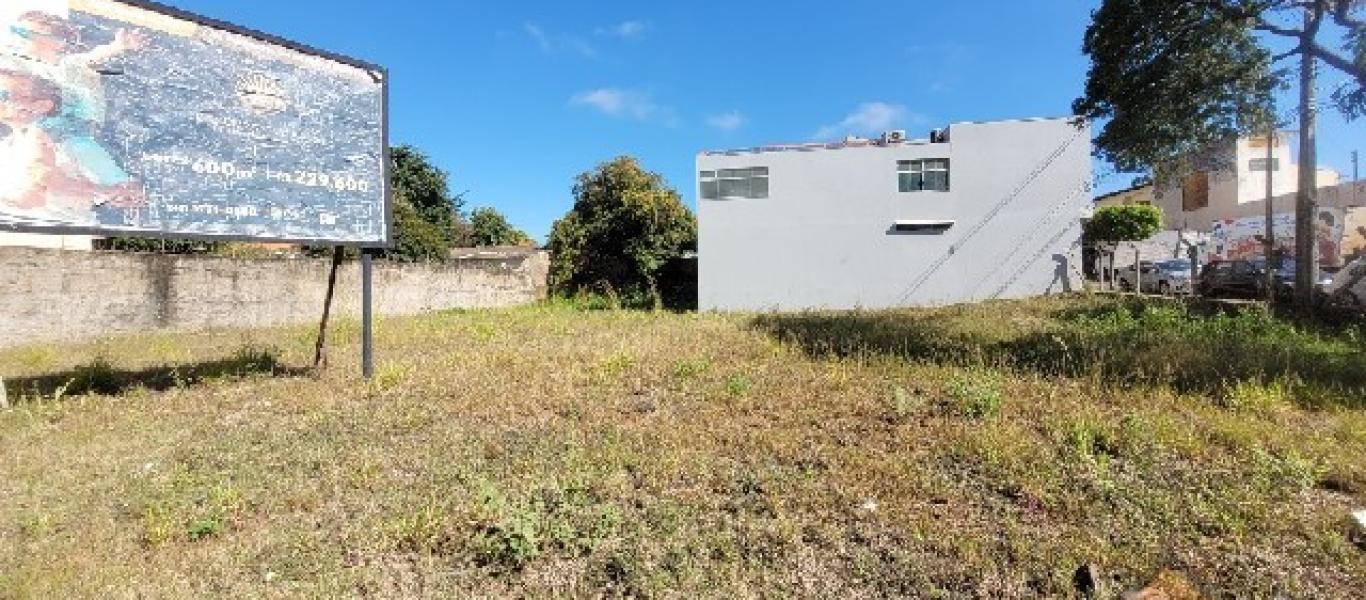 TERRENO na Vila Palhares em Assis